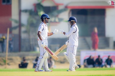 आर्मीले पुलिसलाई दियो १७२ रनको लक्ष्य