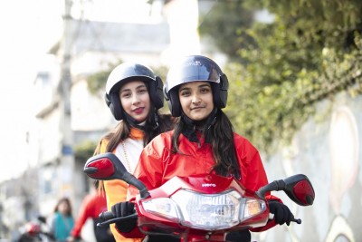 अफलाइन पठाओ, इनड्राइभ चलाउने करिब १०० जना प्रहरी फन्दामा
