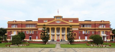 प्रधानमन्त्री प्रचण्ड राष्ट्रपति निवासमा