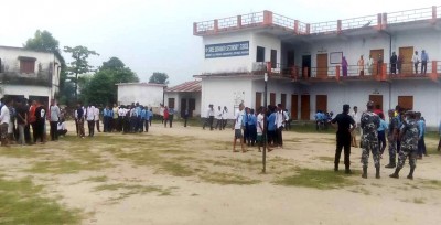 ब्याड टच आरोपमा शिक्षकले कुटाइ पाए