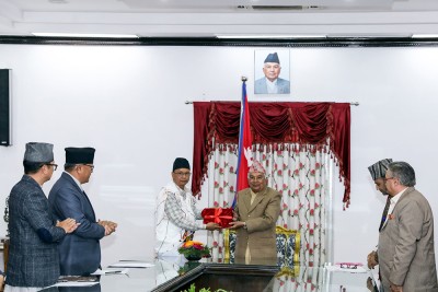 राष्ट्रपति पौडेल समक्ष जनजाति आयोगको वार्षिक प्रतिवेदन प्रस्तुत