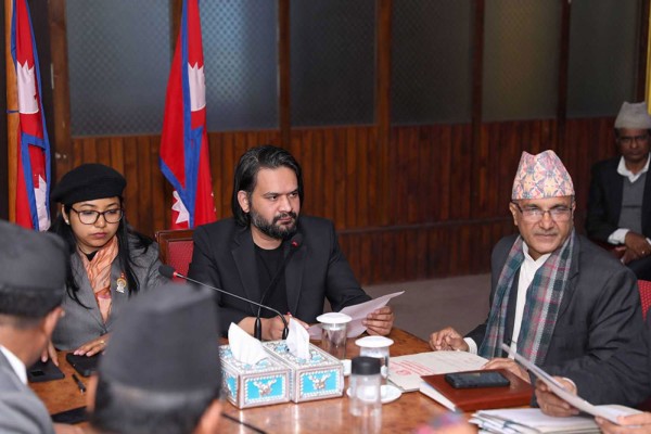 महानगरले राष्ट्रिय सभा गृहमा पीएल सिंहको पूर्ण कदको शालिक बनाउने